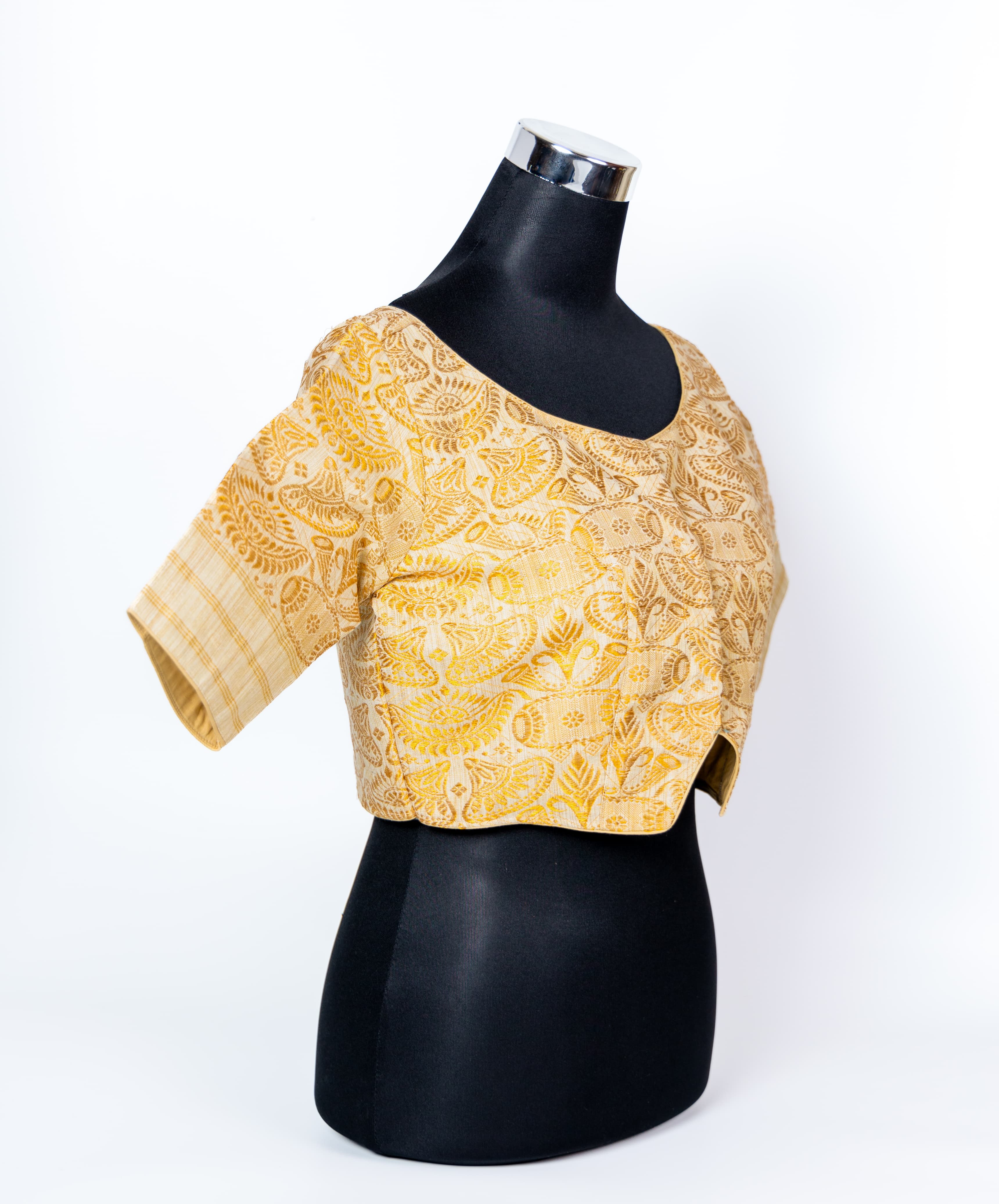 TRADITIONAL ASSAMESE DHOL AND JAPI DESIGNED BOAT - NECK BLOUSE.